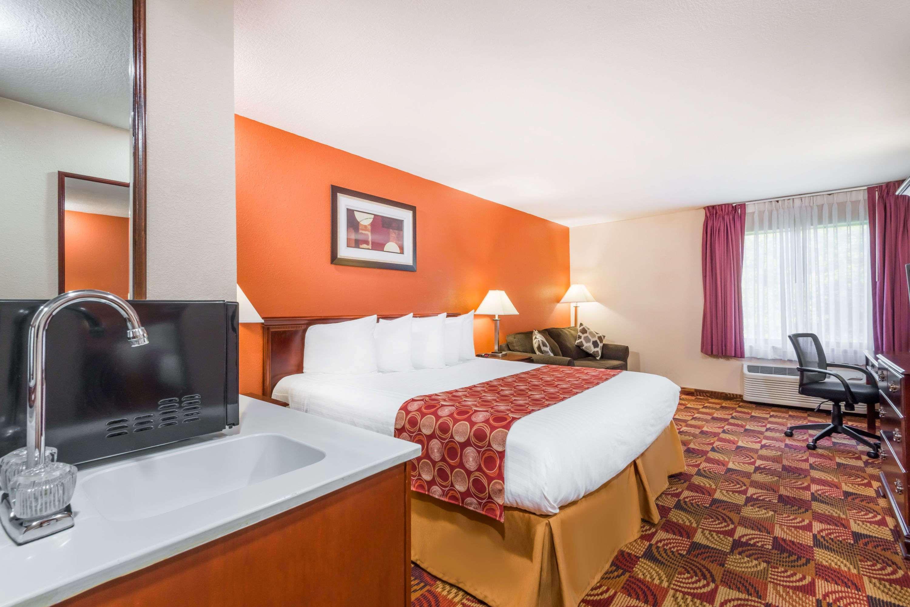 Baymont By Wyndham Plainfield/ Indianapolis Arpt Area Hotel Exterior photo