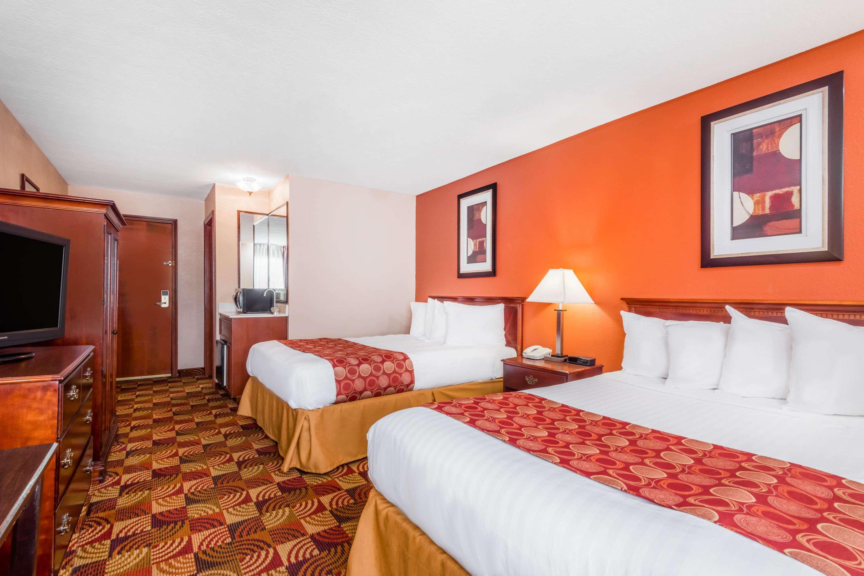 Baymont By Wyndham Plainfield/ Indianapolis Arpt Area Hotel Exterior photo