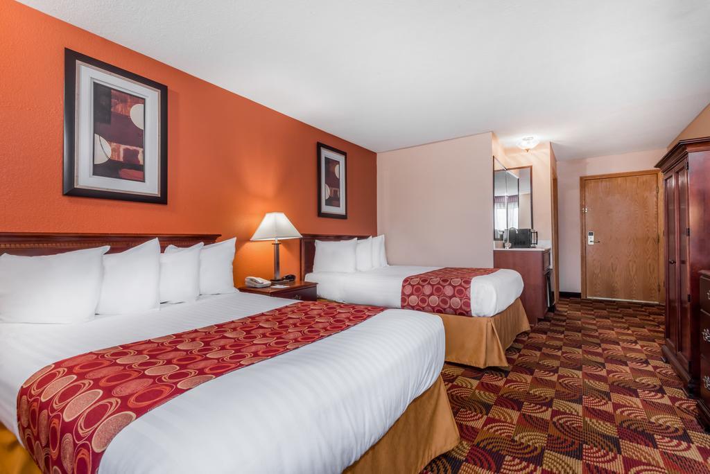 Baymont By Wyndham Plainfield/ Indianapolis Arpt Area Hotel Exterior photo